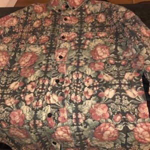 Brand New Floral Buttondown Shirt in Large